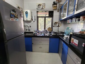 Kitchen in 1.5 BHK Apartment at Kanti CHS, Vashi Sector 14 – for Rent