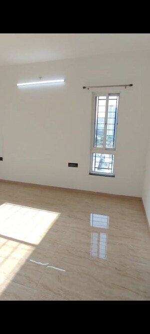 Room in 3 BHK Apartment at VTP Leonara, Mahalunge – for Rent