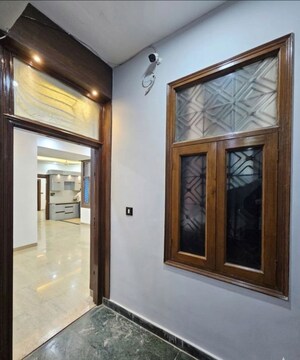 3 BHK Builder Floor For Rent in A and M Shakti Plaza, Shakti Khand Iii