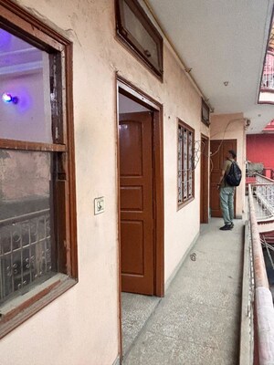 2 BHK Builder Floor For Rent in Khirki Extension