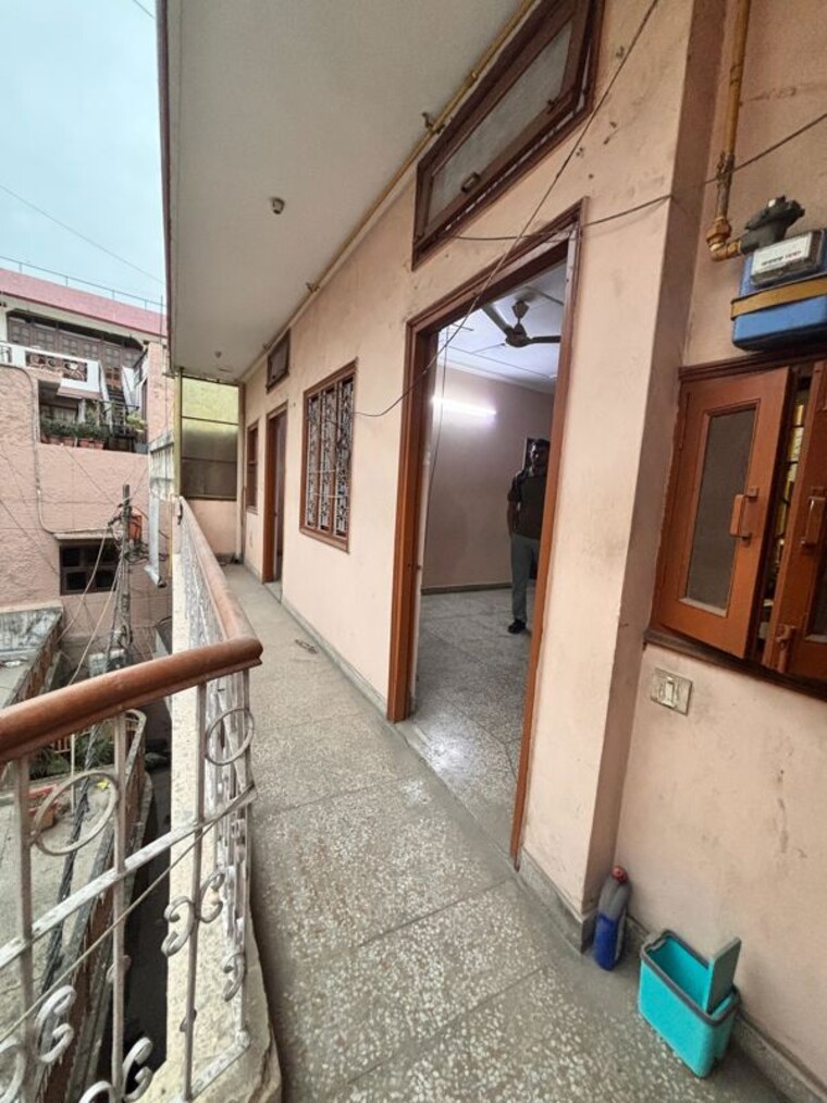 Balcony, khirki extension 2 Bedroom 630 Sq.Ft. Builder Floor In Khirki Extension Delhi 10236916