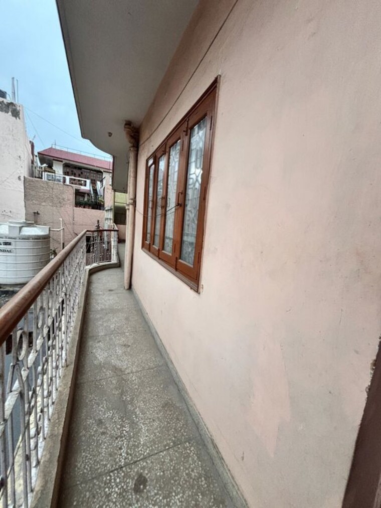 Balcony, khirki extension 2 Bedroom 630 Sq.Ft. Builder Floor In Khirki Extension Delhi 10236916