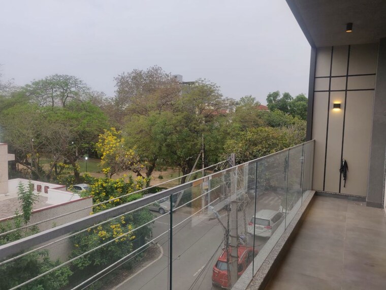 Balcony, south city 1 4 Bedroom 3000 Sq.Ft. Builder Floor In South City 1 Gurgaon 10236963