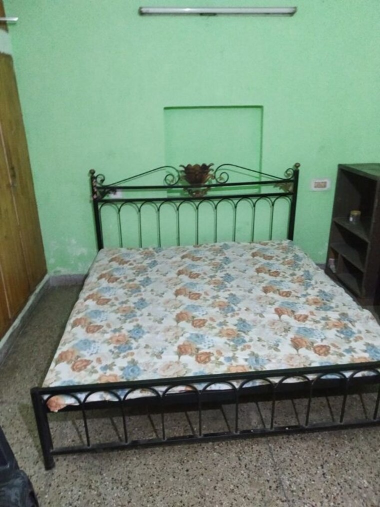 Bedroom, sector 32 2.5 Bedroom 800 Sq.Ft. Builder Floor In Sector 32 Chandigarh 10237050