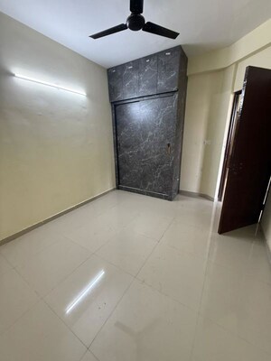 Furnished Amenities in 3 BHK Apartment at Pyramid Altia, Sector 70 – for Rent