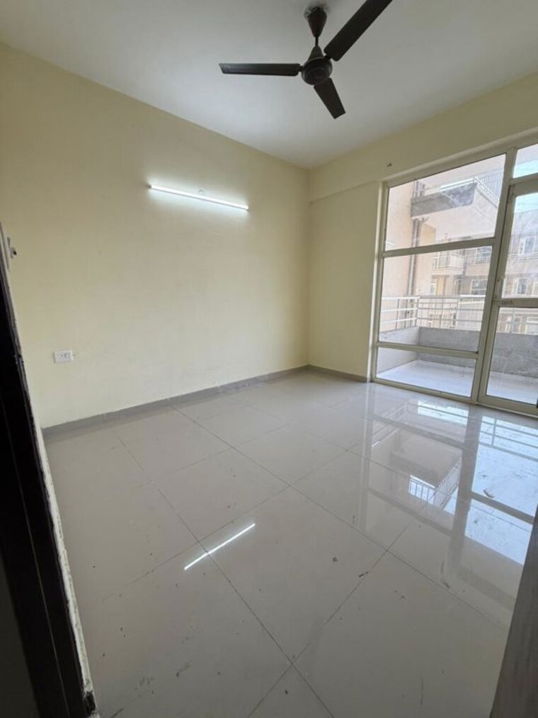 Room, pyramid-altia 3 Bedroom 643 Sq.Ft. Apartment In Sector 70 Gurgaon 10237001