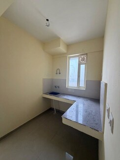 1 BHK Apartment For Rent in Pyramid Altia