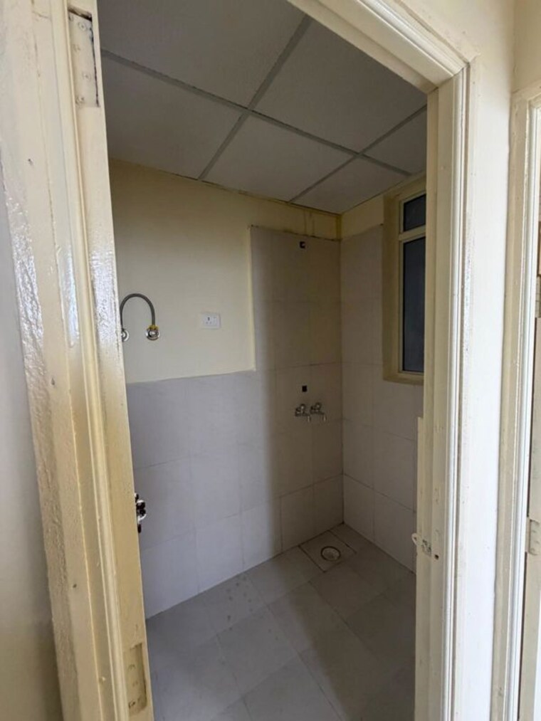 Bathroom, pyramid-altia 1 Bedroom 337 Sq.Ft. Apartment In Sector 70 Gurgaon 10237090