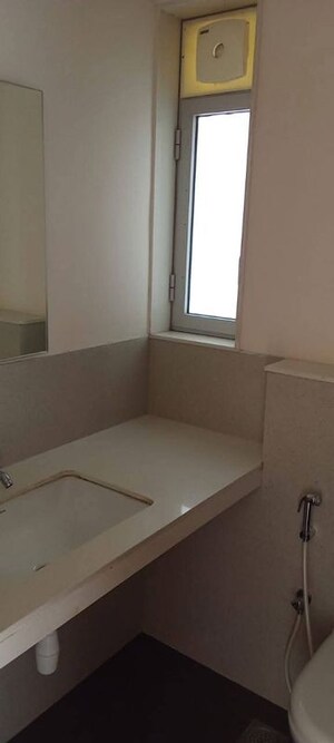 Master Bedroom in 2 BHK Apartment at Piramal Vaikunth, Balkum Pada – for Rent