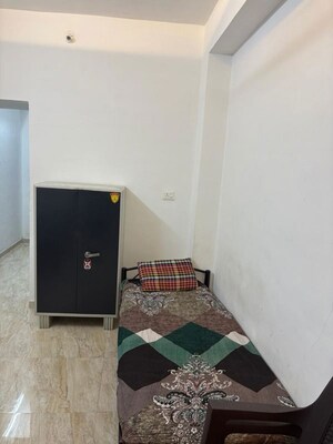 Furnished Amenities in 1 BHK Independent House at Gokhalenagar – for Rent