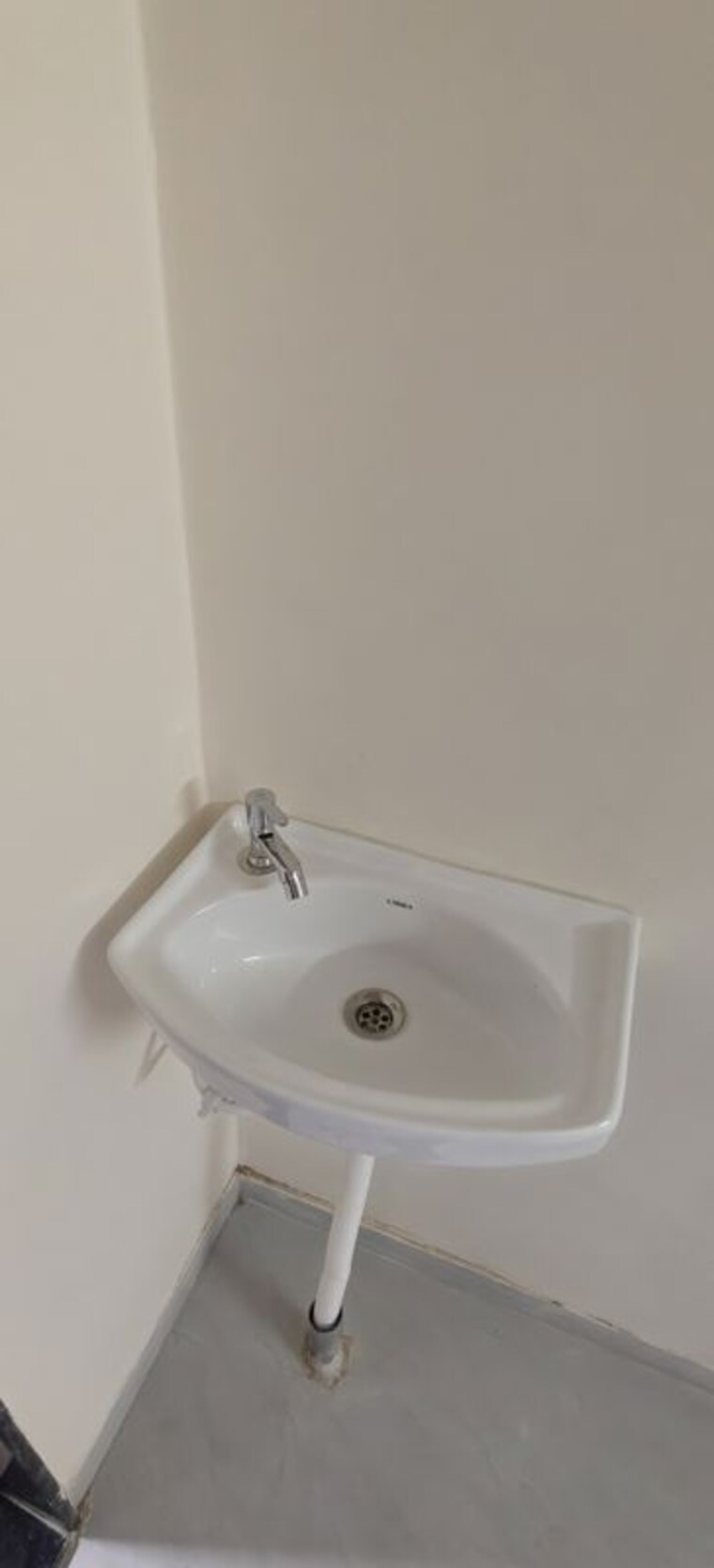 Bathroom, gokhalenagar 1 RK 550 Sq.Ft. Independent House In Gokhalenagar Pune 10237142