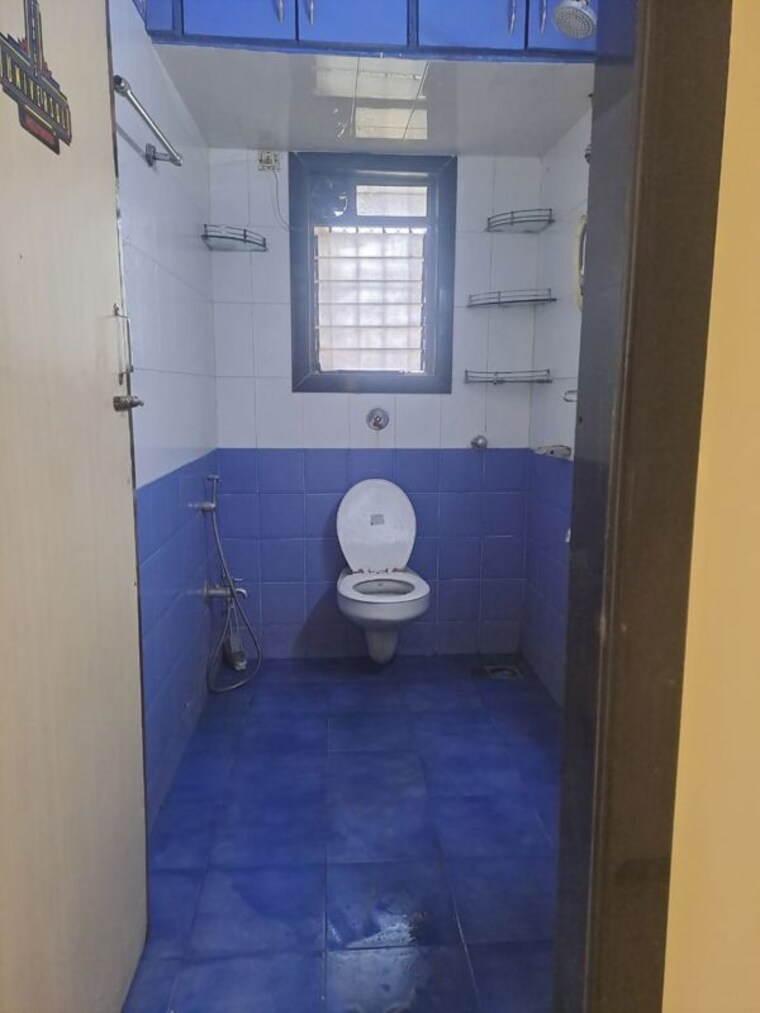Bathroom, asher-residency 3 Bedroom 950 Sq.Ft. Apartment In Vasant Vihar Thane 10237132