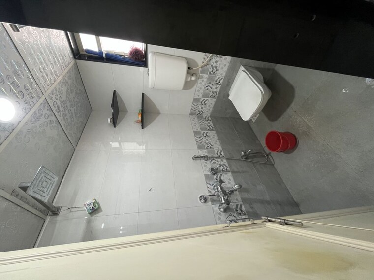 Bathroom, prasad nagar 2 Bedroom 850 Sq.Ft. Builder Floor In Prasad Nagar Pune 10237149