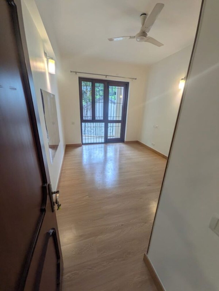 Room, lavelle road 3 Bedroom 2200 Sq.Ft. Apartment In Lavelle Road Bangalore 10237201