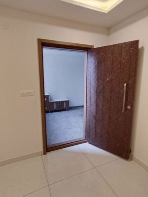 Room in 3 BHK Apartment at Sumadhura Horizon, Kondapur – for Rent