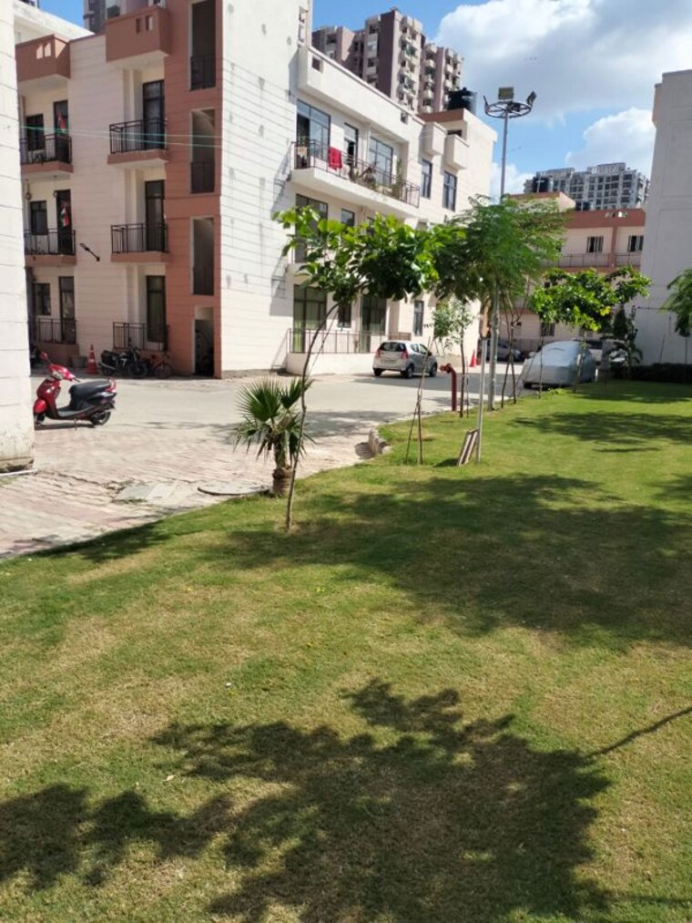 Exterior View, crossing republic 2 Bedroom 1022 Sq.Ft. Apartment In Crossing Republic Ghaziabad 10237170