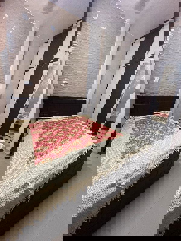 1 Rk  470 Sq.Ft. Builder Floor in Gold Souk Mall