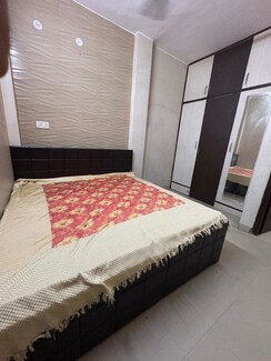 1 RkBuilder Floor For Rent in Gold Souk Mall