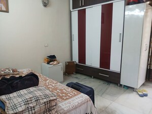Bedroom in 1 RK Builder Floor at Gold Souk Mall, Sector 43 – for Rent