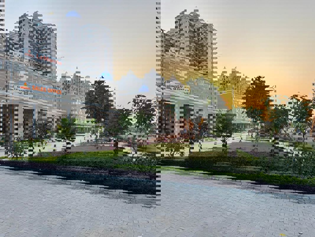 2.5 BHK + Pooja Room 1330 Sq.Ft. Apartment in Ambika Florence Park