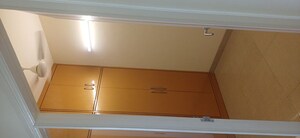 Furnished Amenities in 3.5 BHK Apartment at Emaar Emerald Estate, Sector 65 – for Rent