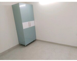 Room in 3 BHK Builder Floor at Central Park Flower Valley, Sohna – for Rent