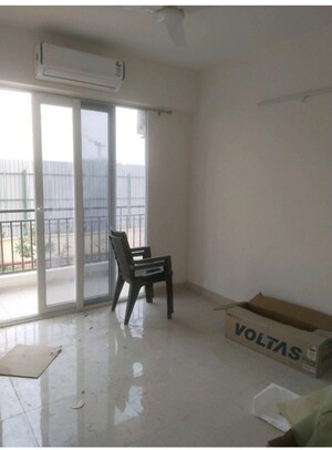 Room in 3 BHK Builder Floor at Central Park Flower Valley, Sohna – for Rent