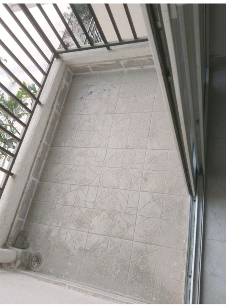 Balcony, central-park-flower-valley 3 Bedroom 1230 Sq.Ft. Builder Floor In Sohna Gurgaon 10237277