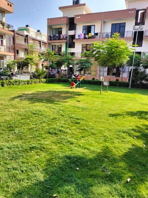 2 BHK Apartment – Garden View at Ajnara Sports Republik, Surajpur - for Rent