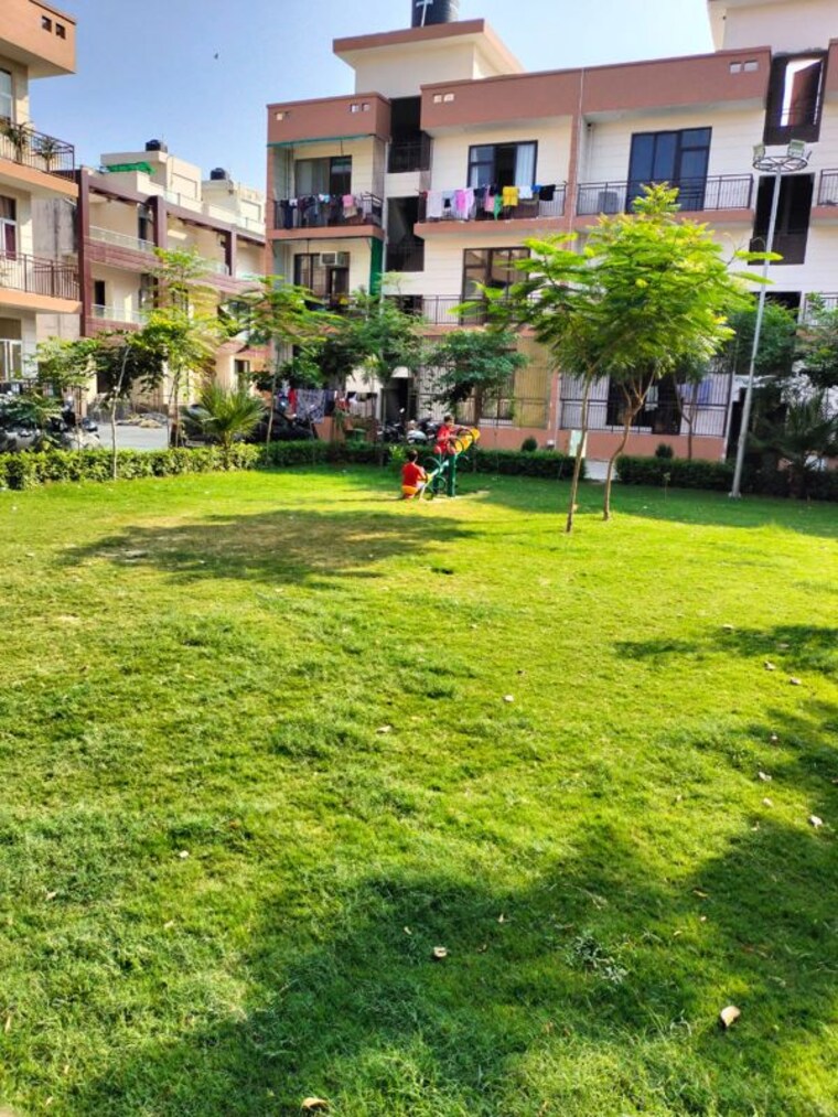 Garden, ajnara-sports-republik 2 Bedroom 977 Sq.Ft. Apartment In Surajpur Greater Noida 10237266