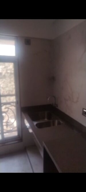 Furnished Amenities in 1 BHK Apartment at Collectors Colony – for Rent