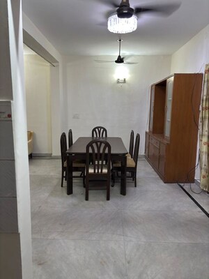 Living Room in 2 BHK Independent House at Sector 40 – for Rent