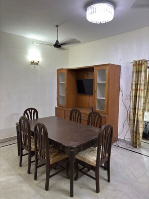 Gym in 2 BHK Independent House at Sector 40 – for Rent