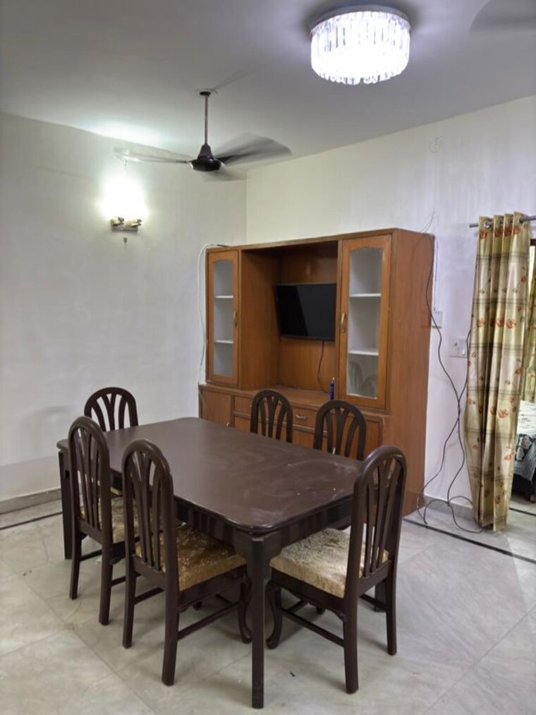 Gym, sector 40 2 Bedroom 1460 Sq.Ft. Independent House In Sector 40 Gurgaon 10237362