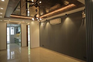 Room in 4 BHK Builder Floor at Ireo City Plots, Sector 60 – for Sale