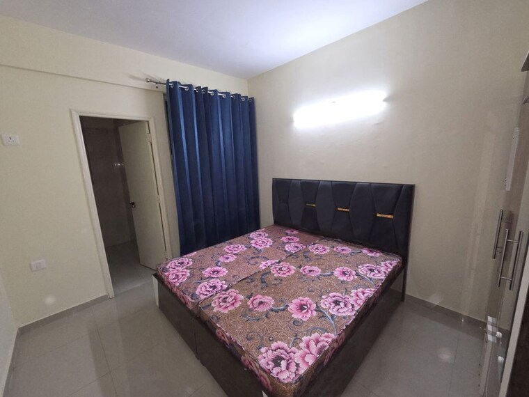 Bedroom, pyramid-altia 3 Bedroom 645 Sq.Ft. Apartment In Sector 70 Gurgaon 10237393