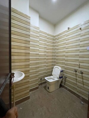 Bathroom in 1 BHK Builder Floor at Saket – for Rent