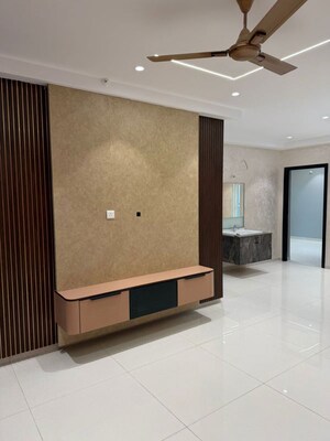 Room in 3 BHK Apartment at Banjara Hills – for Rent