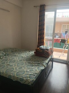 4 BHK + Pooja Room Apartment For Sale in Bptp Park Floors I