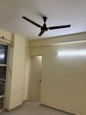 Furnished Amenities in 3 BHK Apartment at Pyramid Altia, Sector 70 – for Rent