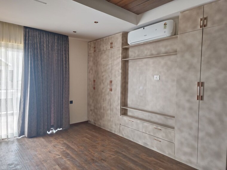 Room, brigade-orchards 4 Bedroom 4000 Sq.Ft. Villa In Devanahalli Bangalore 10237406