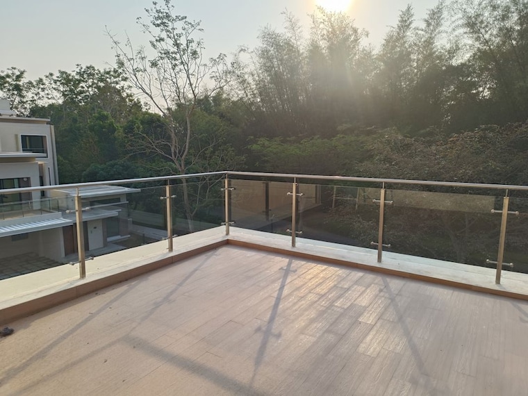 Balcony, brigade-orchards 4 Bedroom 4000 Sq.Ft. Villa In Devanahalli Bangalore 10237406