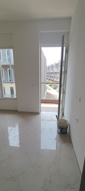 Bathroom in 2 BHK Apartment at Smart World Orchard, Sector 61 – for Rent