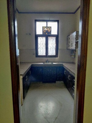 Building Lobby in 2.5 BHK Villa at Sector 21 – for Rent