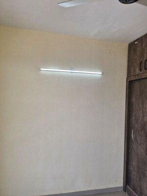 Room in 3 BHK Apartment at Pyramid Altia, Sector 70 – for Rent