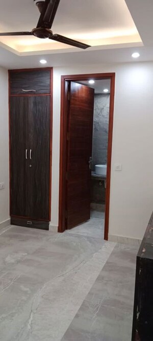 2 BHK Apartment For Sale in Bhogal