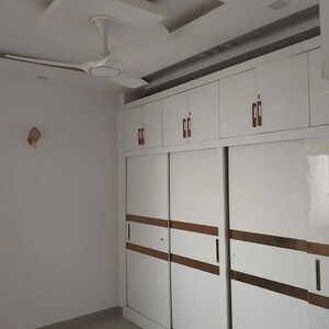 Room in 4 BHK Builder Floor at Dwarika Raj Garden City, Raj Nagar Extension – for Sale