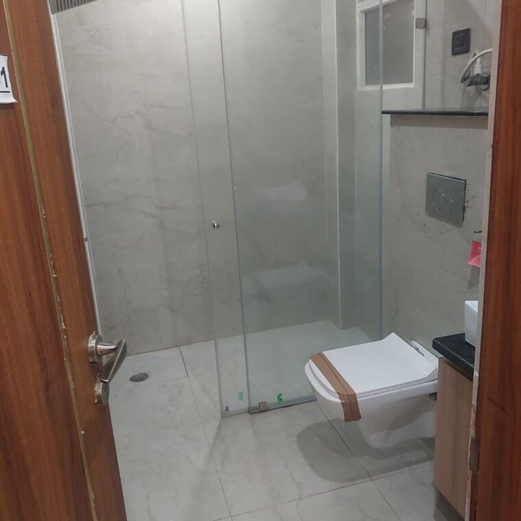 Bathroom, dwarika-raj-garden-city 4 Bedroom 194 Sq.Yd. Builder Floor In Raj Nagar Extension Ghaziabad 10237540