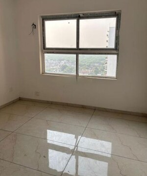 Room in 3 BHK Apartment at Rishita Manhattan, Gomti Nagar – for Sale