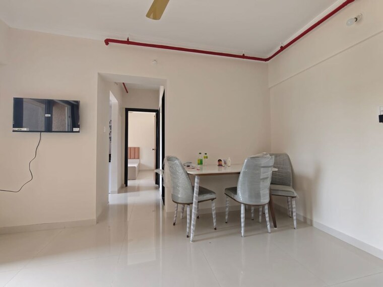 Living Room, hiranandani-estate-solitaire-c 2 Bedroom 550 Sq.Ft. Apartment In Ghodbunder Road Thane 10237557